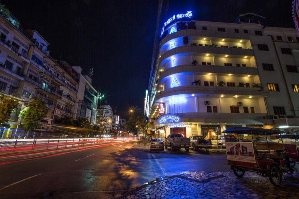 Asia Hotel Phnom Penh Exterior foto